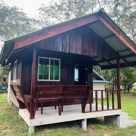 Rasta House,,Koh Phayam Hotel Екстериор снимка