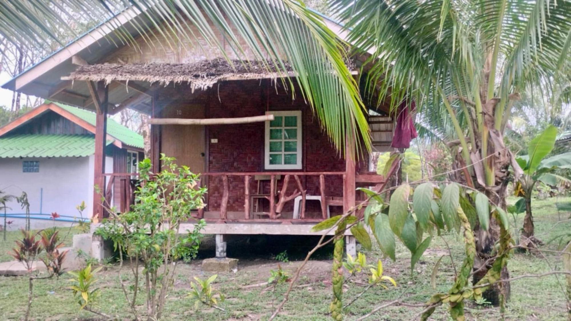 Rasta House,,Koh Phayam Hotel Екстериор снимка